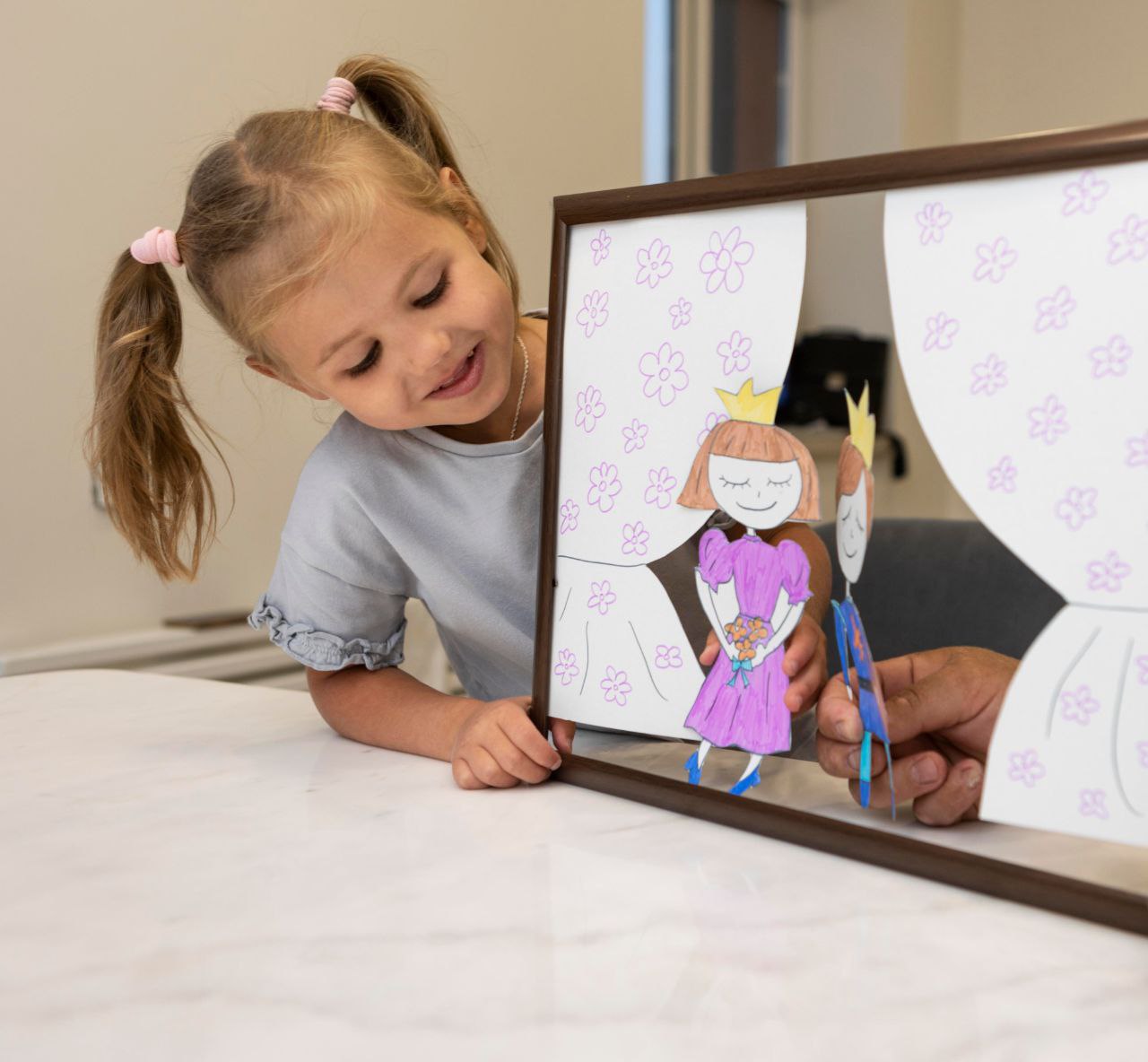 Радостная атмосфера